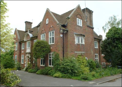 06 Linnell Drive